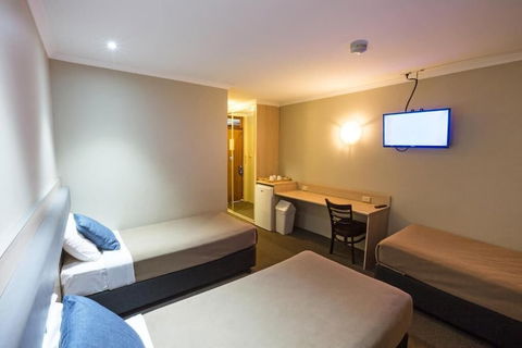 Lakeview Hotel Motel - Accommodation Brisbane 2
