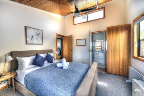 Dove On Freycinet - Accommodation Brisbane 3