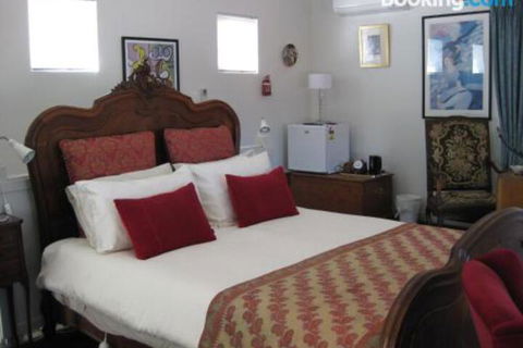Three Chimneys Bed & Breakfast Boutique Guest House - Accommodation Brisbane 6