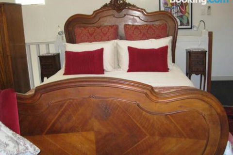 Three Chimneys Bed & Breakfast Boutique Guest House - Accommodation Brisbane 5