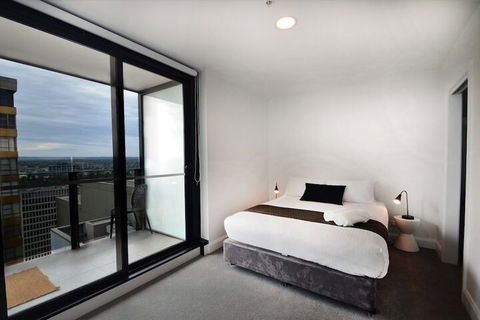 Apartments Melbourne Domain CBD Paris End - Accommodation Brisbane 6