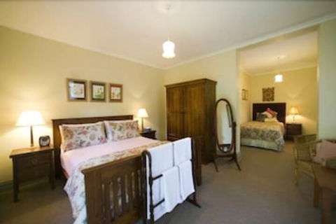 Foxgloves B & B - Accommodation Brisbane 1
