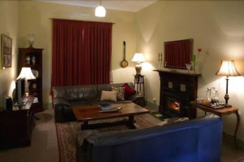 Foxgloves B & B - Accommodation Brisbane 7