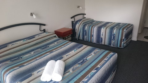 Warrina Motor Inn - Accommodation Brisbane 5