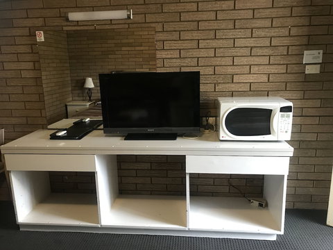 Warrina Motor Inn - Accommodation Brisbane 4