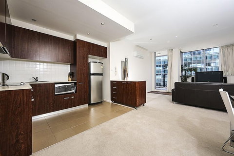 Accommodate Canberra - Metropolitan - Accommodation Brisbane 1