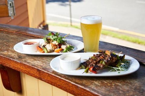 Yandina Hotel - Accommodation Brisbane 2