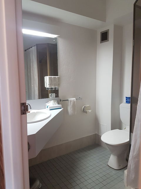 All Seasons Motel Armidale - Accommodation Brisbane 5