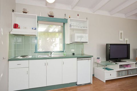 Anglesea River Apartments - Accommodation Brisbane 3