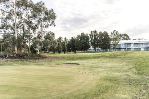 Abode Narrabundah - Accommodation Brisbane 1