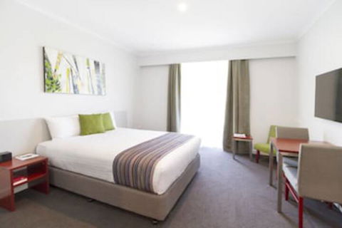 Abode Narrabundah - Accommodation Brisbane 0