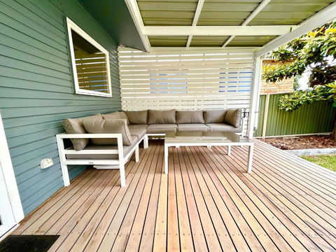 Hayes Beach House Jervis Bay Pet Friendly Award Winner Fireplace - Accommodation Brisbane 4