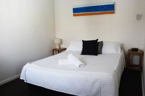 Ocean Side Hawks Nest - Accommodation Brisbane 4