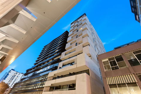 District South Yarra - Accommodation Brisbane 0