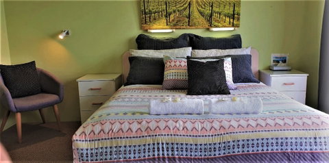 Mollymook Ocean View Motel Reward Long Stays - Over 18's Only - Accommodation Brisbane 1