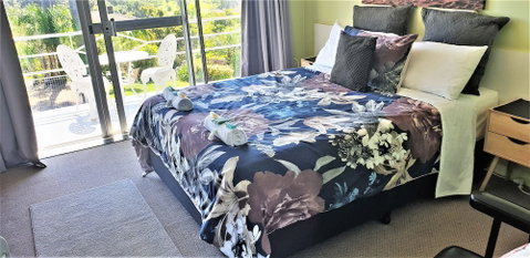 Mollymook Ocean View Motel Reward Long Stays - Over 18's Only - Accommodation Brisbane 4