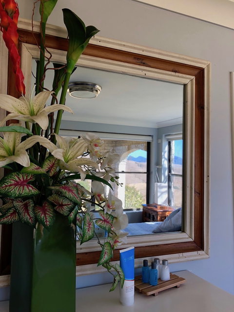 Dam It Getaway- Homestead - Accommodation Brisbane 2