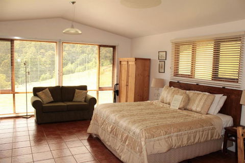 Cherryview Cygnet - Accommodation Brisbane 4