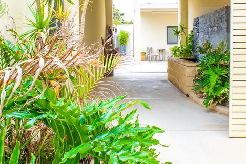 Atlantic West Beach Apartments - Accommodation Brisbane 1