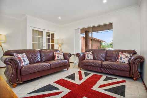 Merridees Place - Accommodation Brisbane 5