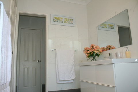 Merridees Place - Accommodation Brisbane 4