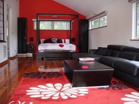 Silkwood Chalets - Accommodation Brisbane 1