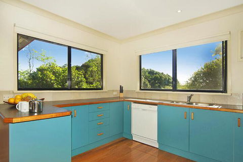 Suzanne S Hideaway - Accommodation Brisbane 2