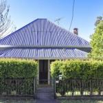 The Grey House - Accommodation Brisbane 0