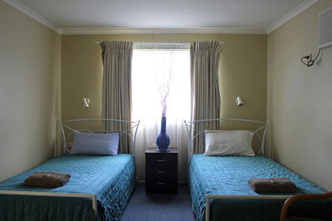 Australian Motor Homes Tourist Park - Accommodation Brisbane 4