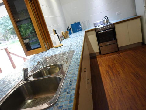 Coconut Beach House - Accommodation Brisbane 2