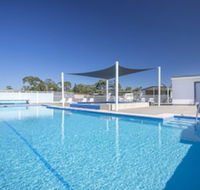 Lakeside Cabins  Holiday Village - Accommodation Brisbane