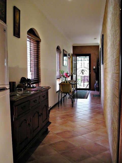 Country Charm Retreat B & B - Accommodation Brisbane 5