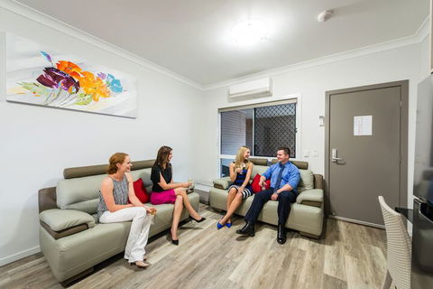 Athena Motel Apartments - Accommodation Brisbane 7