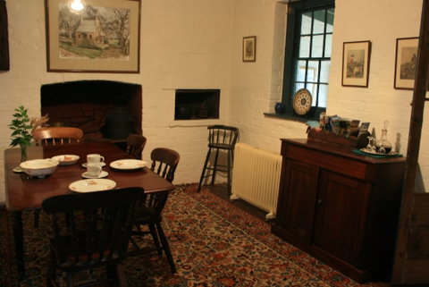 Brickendon - Accommodation Brisbane 3