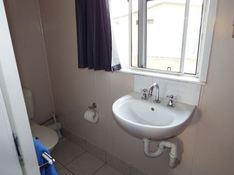 Acacia Motel - Accommodation Brisbane 5