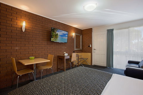 Hamilton Lonsdale Motel - Accommodation Brisbane 1