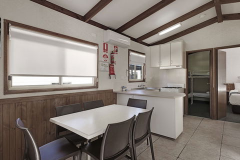 Discovery Parks â€“ Emerald Beach - Accommodation Brisbane 3
