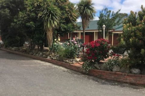 Cardigan Lodge Motel - Accommodation Brisbane 1