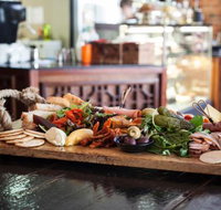 Uneke Lounge - Accommodation Brisbane