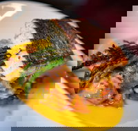 The Black Hill Hotel - Accommodation Brisbane