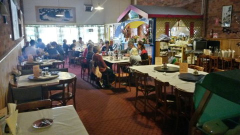 Flam Shan Chinese Restaurant - Accommodation Brisbane 0