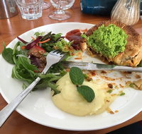 Lake Edge Cafe - Accommodation Brisbane