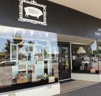 Snout in the Trough - Accommodation Brisbane