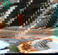 Dolphins Diner Deli - Accommodation Brisbane