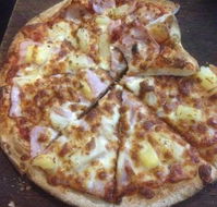 Crust Gourmet Pizza Bar Woolongong - Accommodation Brisbane