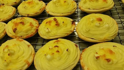 Sutton's Bakery - Accommodation Brisbane 0