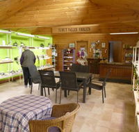 Tumut Valley Violets - Accommodation Brisbane