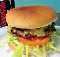 Leeton Tourist Supermarket - Accommodation Brisbane