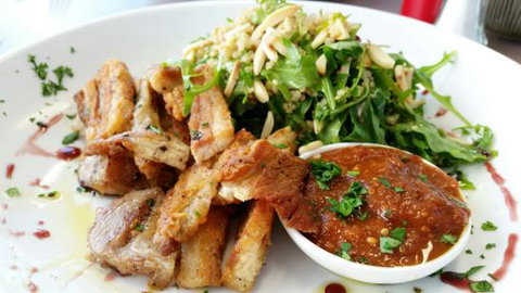 Plumb On Tennant - Accommodation Brisbane 0