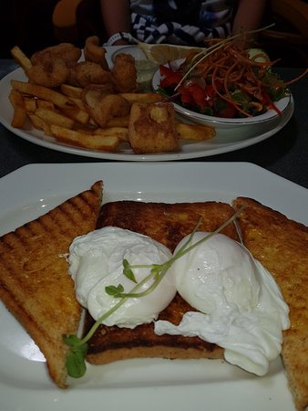 Renner Springs NT Accommodation Brisbane